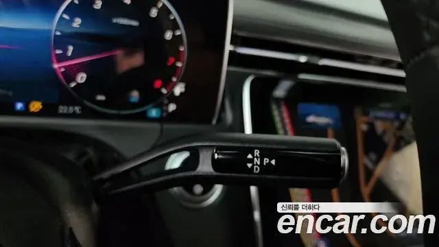 Mercedes-Benz E-Class 2024 — Şəkil 30/33
