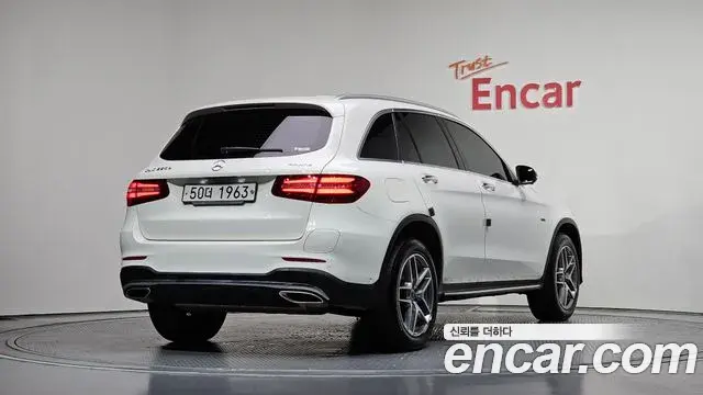 Mercedes-Benz GLC-Class 2018 — Фото 2/20