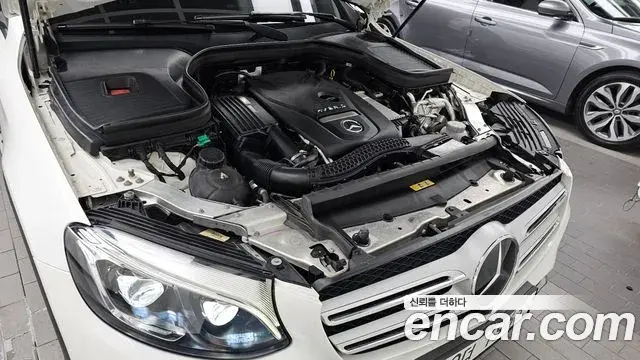 Mercedes-Benz GLC-Class 2018 — Фото 6/20