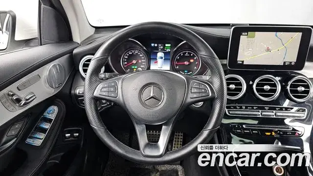 Mercedes-Benz GLC-Class 2018 — Фото 13/20