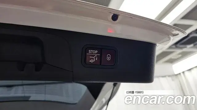 Mercedes-Benz GLC-Class 2018 — Şəkil 1/33
