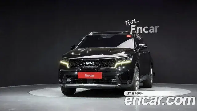 Kia Sorento 2023 — Photo 16/37