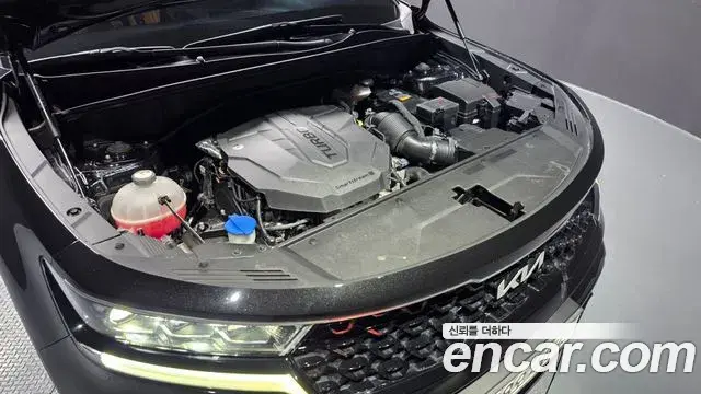 Kia Sorento 2023 — Photo 5/37