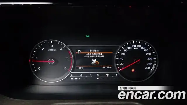 Kia Sorento 2023 — Photo 10/37
