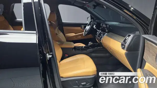 Kia Sorento 2023 — Photo 19/37
