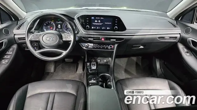 Hyundai Sonata Hybrid 2022 — ფოტო 16/20