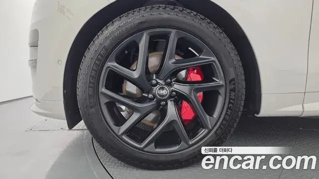 Land Rover Range Rover Sport 2025 — Şəkil 10/20