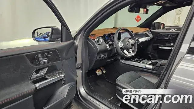 Mercedes-Benz GLB-Class 2022 — Şəkil 9/31