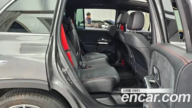 Mercedes-Benz GLB-Class 2022 — Şəkil 15/31