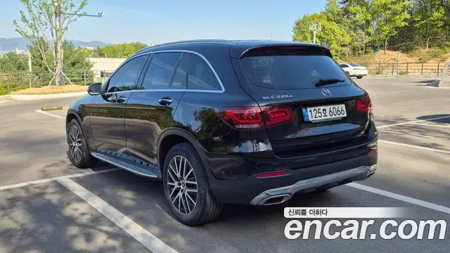 Mercedes-Benz GLC-Class 2022 — Şəkil 11/17