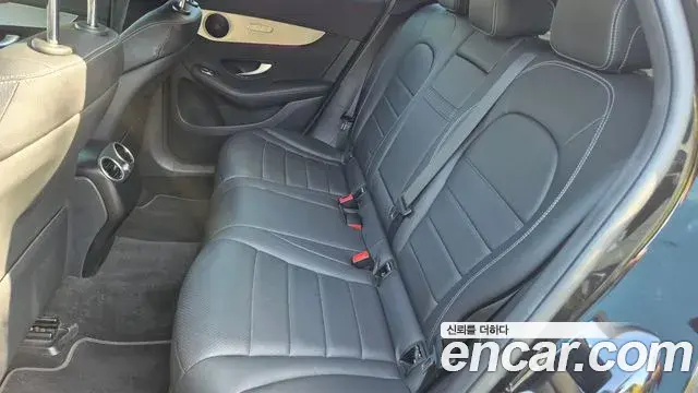 Mercedes-Benz GLC-Class 2022 — Şəkil 16/17