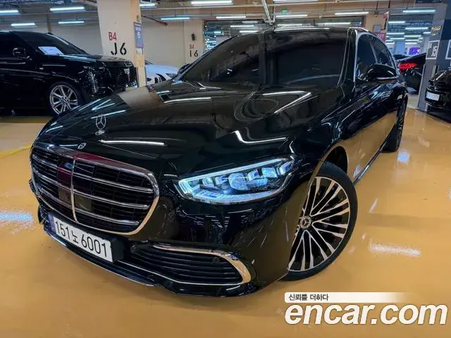Mercedes-Benz S-Class 2021 — Photo 2/18