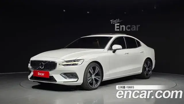 Volvo S60 2021 — Photo 20/20