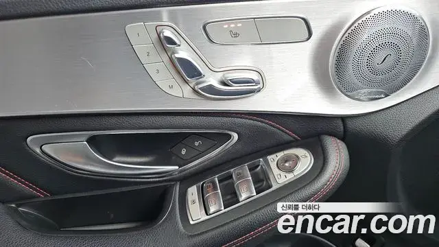 Mercedes-Benz C-Class 2018 — Şəkil 2/33