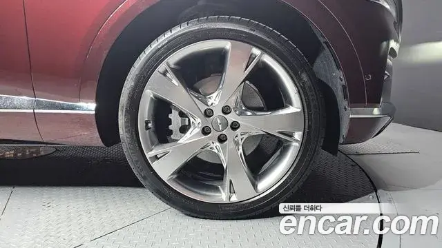 Genesis GV80 2021 — ფოტო 22/37