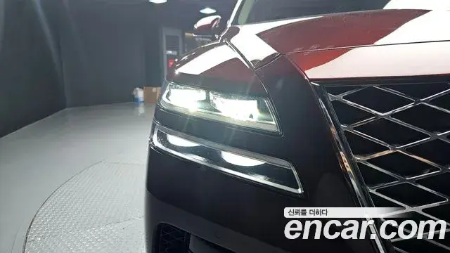 Genesis GV80 2021 — ფოტო 24/37