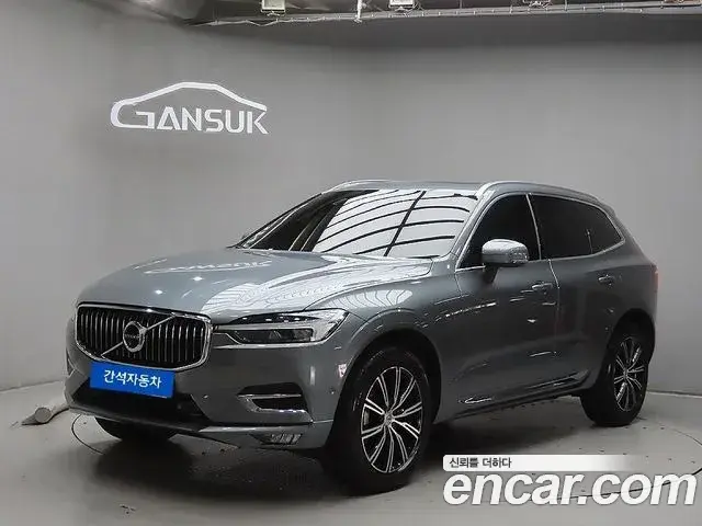 Volvo XC60 2021 — ფოტო 5/20