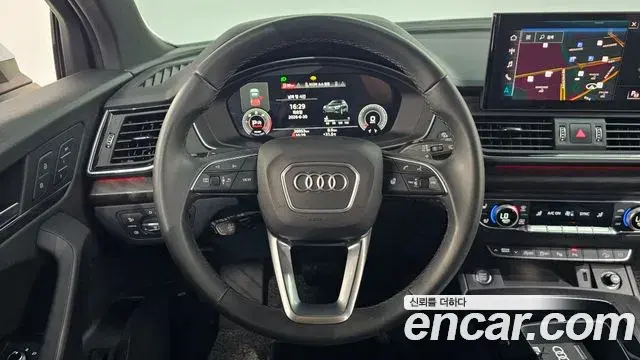 Audi Q5 2022 — ფოტო 6/20