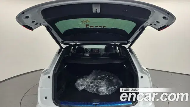Audi Q5 2022 — ფოტო 12/20