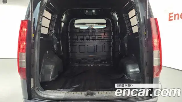 Hyundai Staria 2021 — Фото 20/20