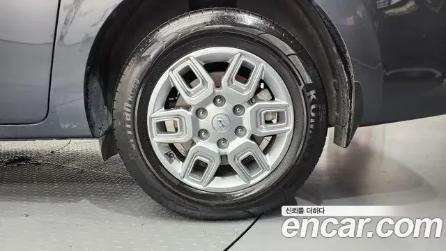 Hyundai Staria 2021 — Photo 15/32