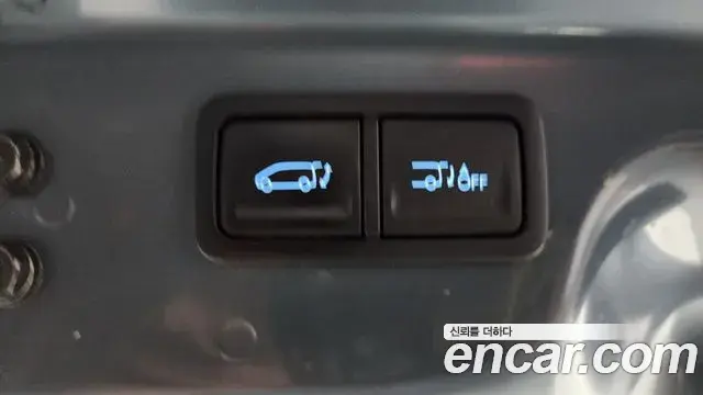 Hyundai Staria 2021 — Photo 18/32
