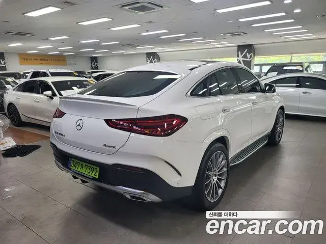 Mercedes-Benz GLE-Class 2024 — Photo 17/20