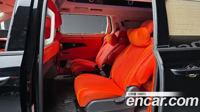 Kia Carnival 2025 — Photo 10/38