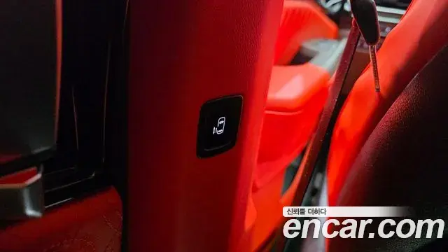 Kia Carnival 2025 — Photo 14/38