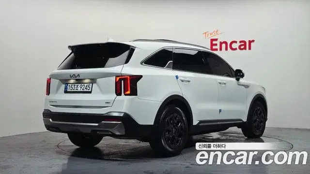 Kia Sorento 2024 — Фото 2/20
