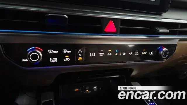 Kia Sorento 2024 — Photo 27/35