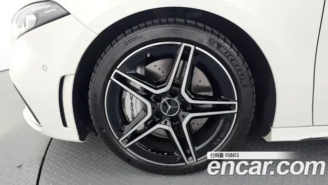 Mercedes-Benz A-Class 2022 — ფოტო 20/34