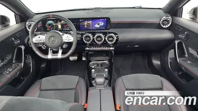 Mercedes-Benz A-Class 2022 — ფოტო 12/34