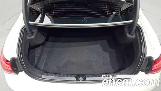Mercedes-Benz A-Class 2022 — ფოტო 29/34
