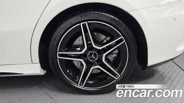 Mercedes-Benz A-Class 2022 — ფოტო 24/34