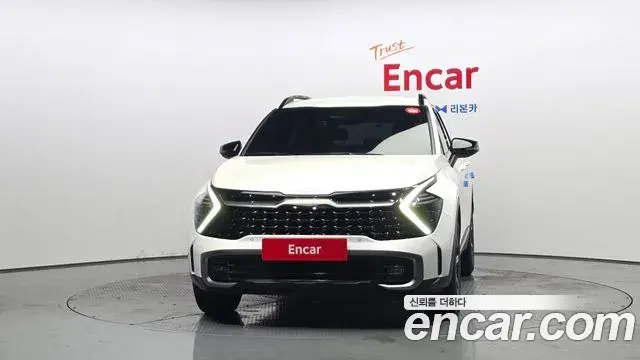 Kia Sportage 2023 — Photo 3/31