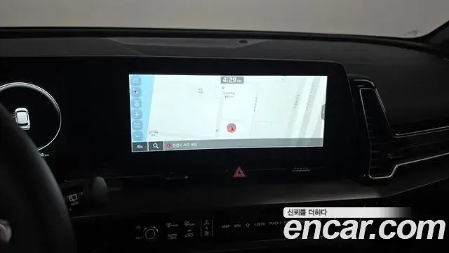 Kia Sportage 2023 — Photo 6/31