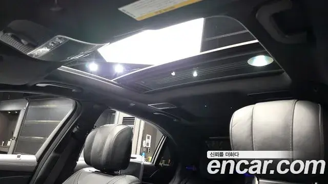 Mercedes-Benz S-Class 2020 — Фото 19/20
