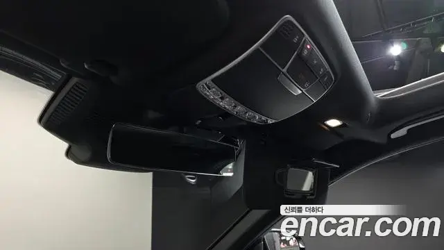 Mercedes-Benz S-Class 2020 — ფოტო 17/38