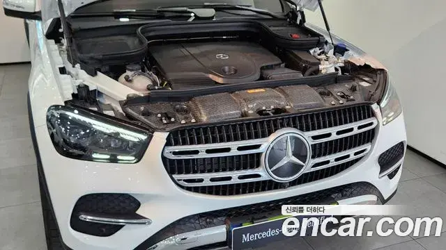 Mercedes-Benz GLE-Class 2026 — Photo 8/20
