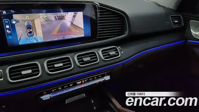 Mercedes-Benz GLE-Class 2026 — Photo 10/20