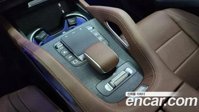 Mercedes-Benz GLE-Class 2026 — Photo 2/20