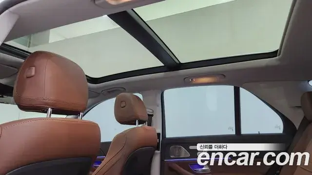Mercedes-Benz GLE-Class 2026 — Photo 20/20
