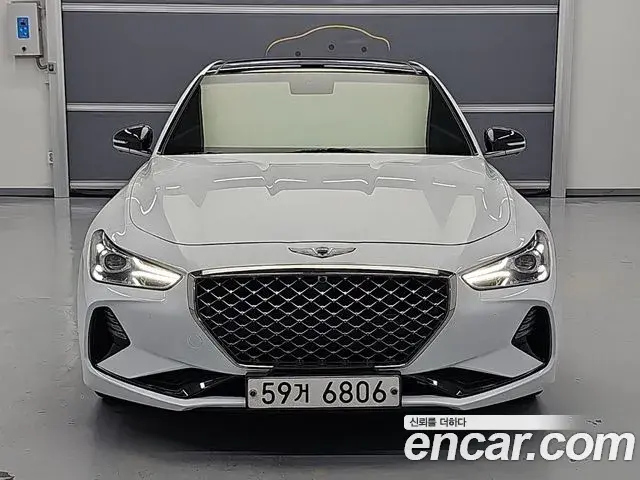 Genesis G70 2018 — ფოტო 8/18