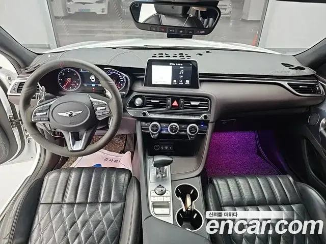 Genesis G70 2018 — ფოტო 4/18