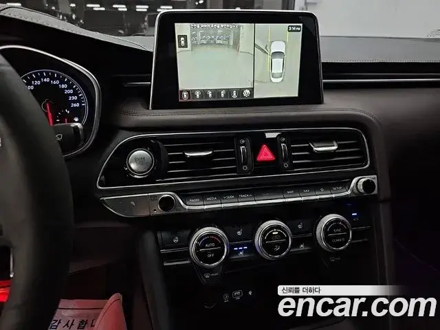 Genesis G70 2018 — ფოტო 11/18