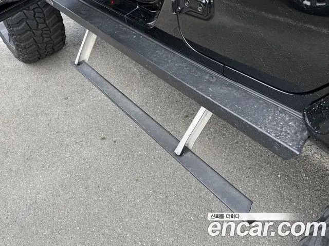 Jeep Wrangler 2020 — ფოტო 4/15