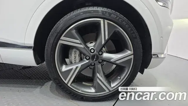 Genesis GV80 2024 — ფოტო 26/35