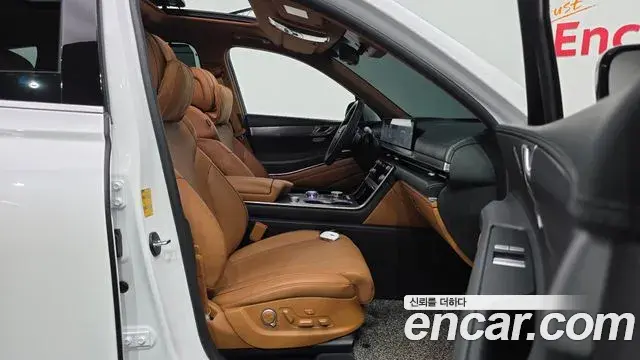 Genesis GV80 2024 — ფოტო 28/35