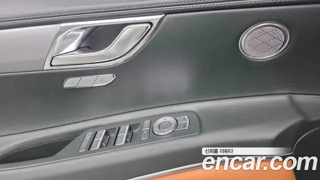 Genesis GV80 2024 — ფოტო 34/35